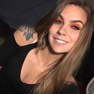 Meet your Posher, Kara